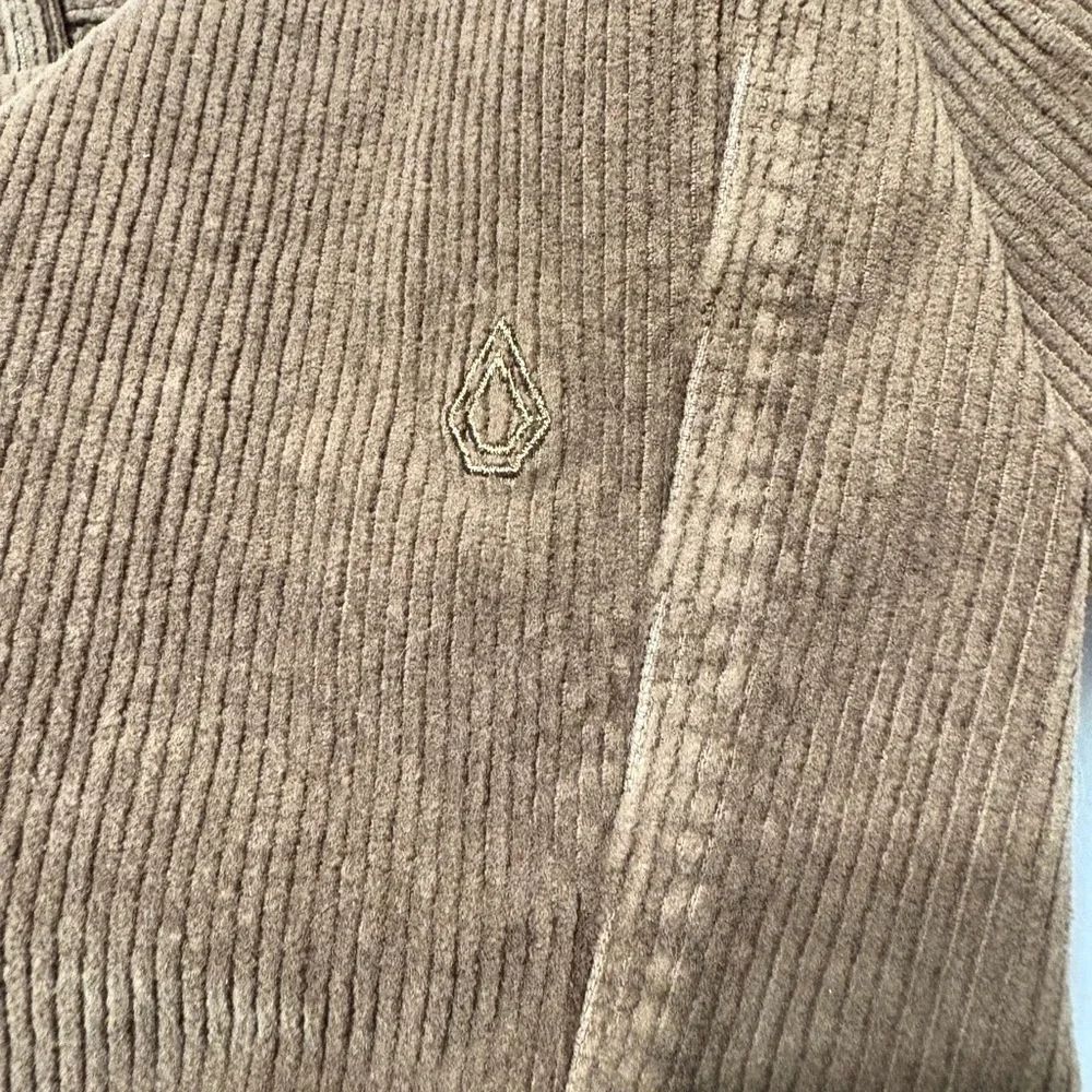 Volcom Men’s Mocha Brown Corduroy Skate Pants.